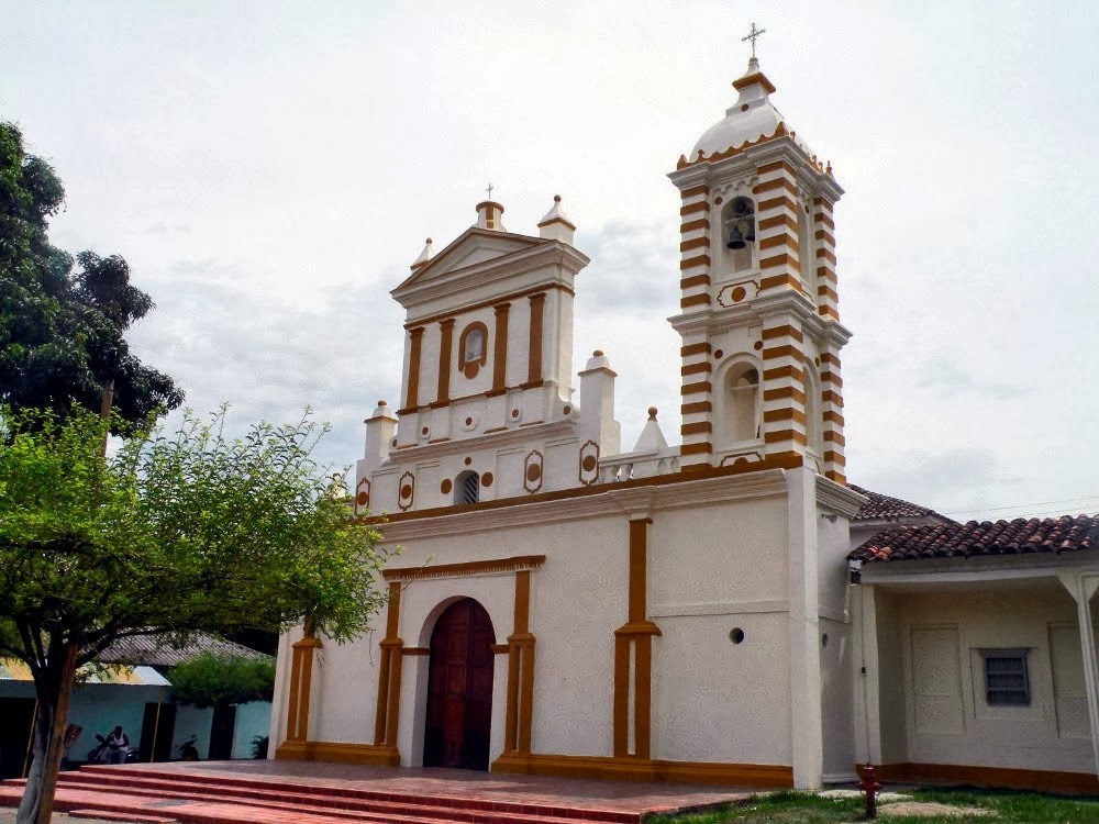 10643-Iglesia_Nuestra_Señora_del_Rosario_Valle_del_Cauca_1.jpg